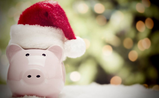 3 Ways To Keep Your Finances in Check This Christmas