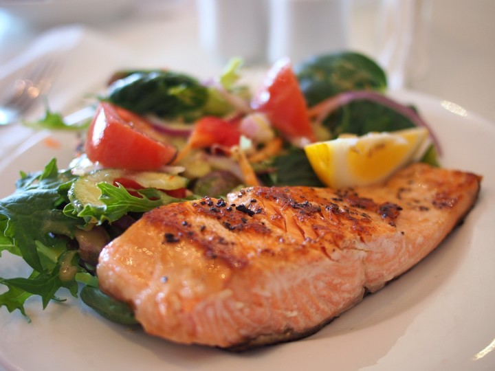 dining when choosing to be single