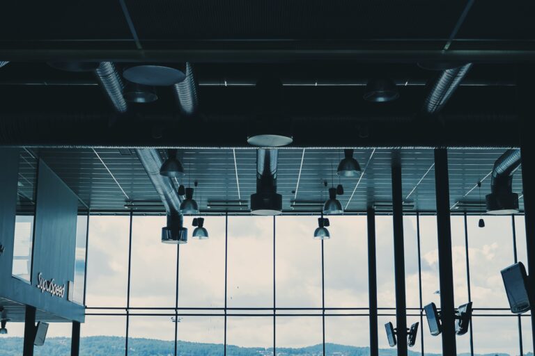 Navigating the Complexities of Commercial Air Conditioning Installations: A Step-by-Step Guide